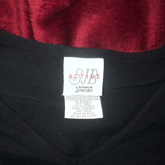 PINK AND NAVY CROP TOP - Picture 2 of 2